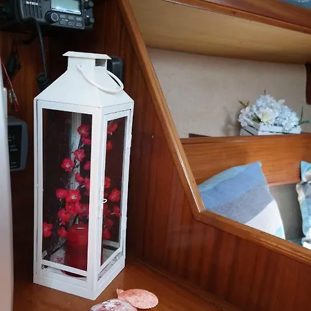 Yacht 3*