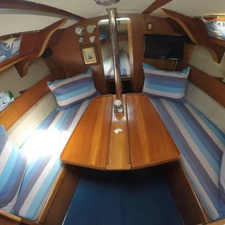 Yacht Marina di Grosseto