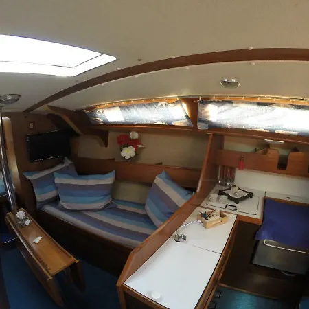 Botel Yacht Marina di Grosseto