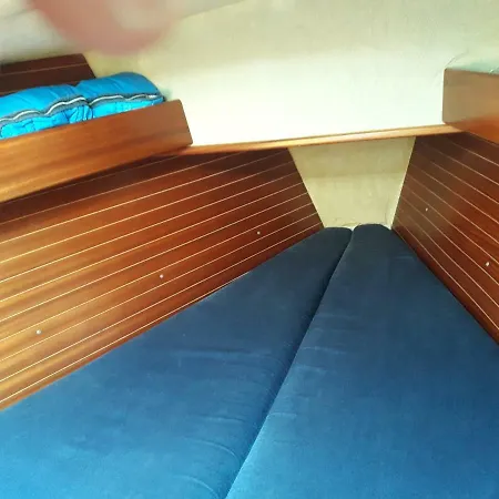 Botel Yacht 3*