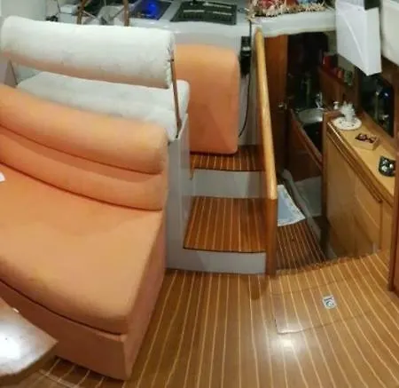 Yacht Botel Marina di Grosseto